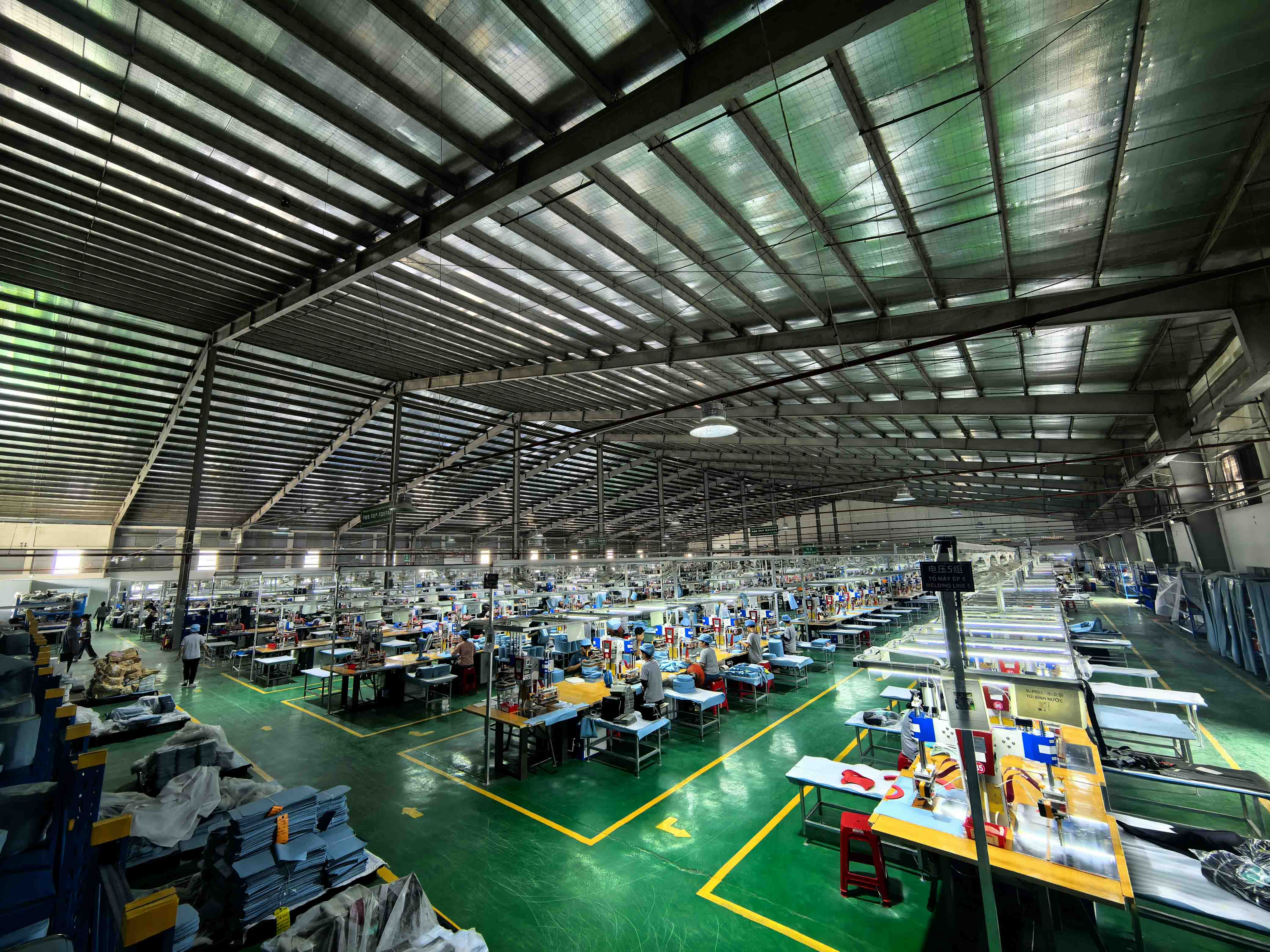 Hàn RF và Khâu: Phương pháp sản xuất nào tạo ra thiết bị chống nước thực sự?