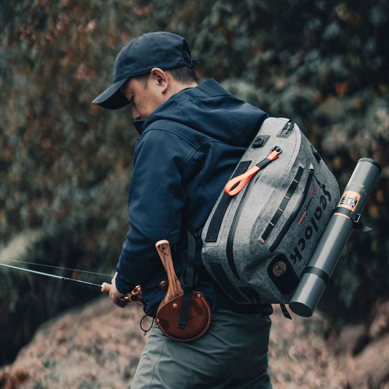 Dây & Gói câu cá Fly 10–24L — TPU hàn, Khóa kéo kín khí | OEM